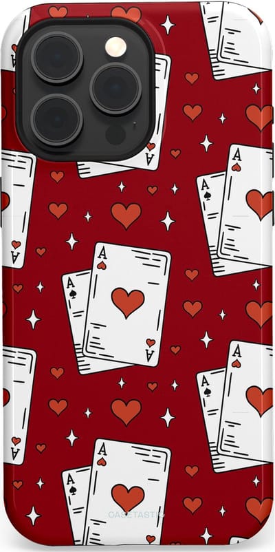 Casetastic hoesje geschikt voor Apple iPhone 15 Pro Max - MagSafe - Dubbellaagse bescherming - Kaarten Aas - Fashion Case - Bordeaux Wit Zilver