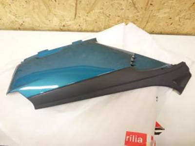 achterdeksel rechts voor scooter aprilia 50 amico lx sport cat 1992 - 1993 ap8230711 nieuw