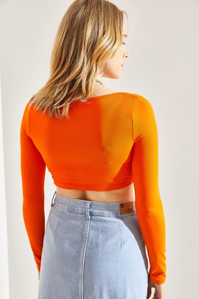 Basis Crop Top
