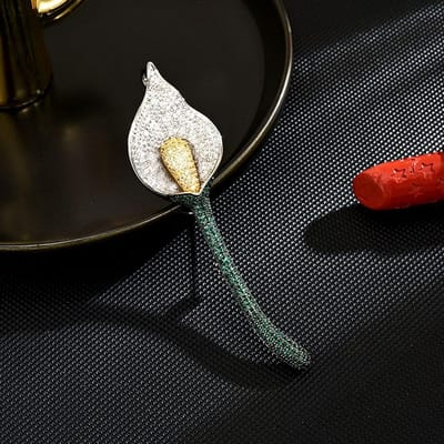 Dames Lichte Luxe Design Elegante Ingelegde Zirkonia Hoefijzer Lotus Broche Modieus En Veelzijdig Niche Ontwerp Broche black