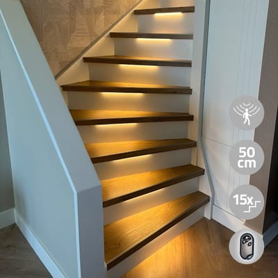 Trapverlichting led met bewegingssensoren - 15 treden - 50 cm - Warm Wit (2700K) - 420 lm - Met draadloze 3-knops-dimmer (RF) - Complete set voor max. 15 treden