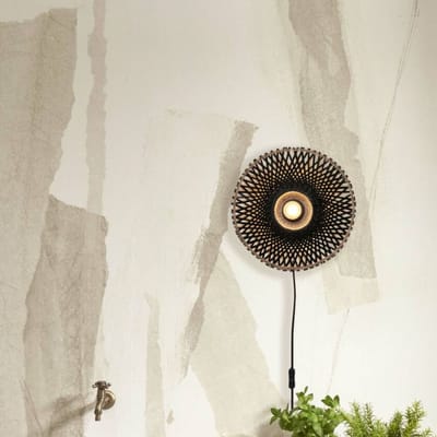 GOOD&MOJO Wandlamp Kalimantan - Zwart/Bamboe - Ø30cm - Binnen Modern