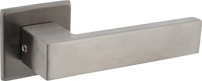 Intersteel Deurkruk Amsterdam op vierkante rozet 50x50x5 mm rvs geborsteld