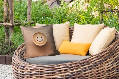 Buitenkussen - Koffie - Melkschuim - Lach - Beige - 45x45 cm - Weerbestendig