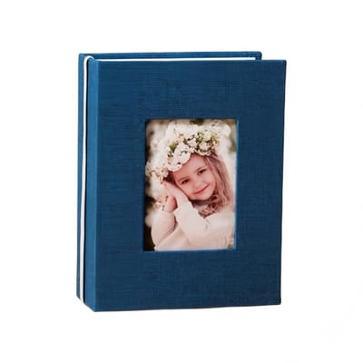 Met linnen bekleed fotoalbum — 16,5 x 13 x 5 cm — Geschikt voor foto's tot 6 inch — Biedt plaats aan 100 foto's — Opbergalbum — Multifunctioneel bewaoralbum — Ideaal voor het verzamelen van postzegels, bioscoopkaartjes, reistickets en meer