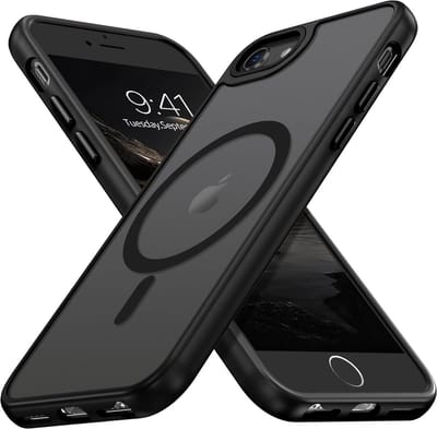 Casemania Hoesje Geschikt voor Apple iPhone SE 2022 - Zwart - Matte Armor Back Cover met Camera Bescherming - Geschikt voor MagSafe