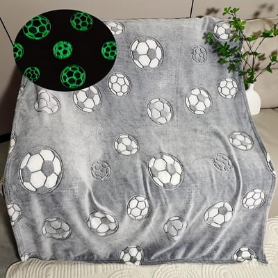 Deluxe Glow-in-the-Dark Voetbaldeken - Zacht en Knus Flanel voor alle Seizoenen | Het Ultieme Cadeau voor Sportfans | Perfect voor Bank, Bed 40 * 60 inches/100 * 150cm