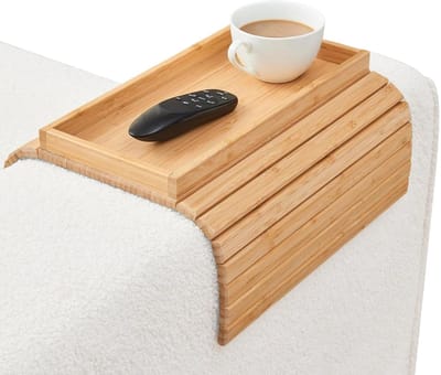 Bank Armleuning Tafel - Houten Dienblad Sofa - Snacks en Drankjes - Opvouwbaar Antislip Ontwerp - Universele Pasvorm - Natuurlijk Hout