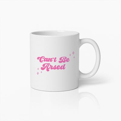 Grappige Roze Typografie Mok – Kan Me Niks Schelen Quote – Humoristisch Koffiebeker Cadeau