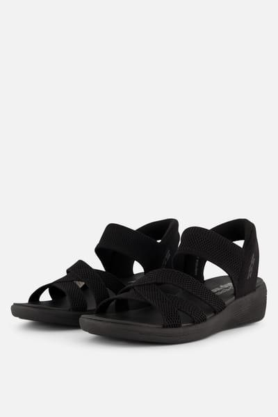 Skechers Arya Slip-ins Sandalen zwart Textiel - Maat 41