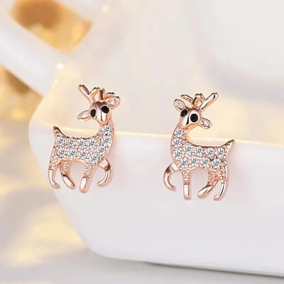 Huitan Schattige Dieren Oorknopjes met Hert voor Vrouwen Kleur/Roségoudkleur Nieuw Ontworpen Kerstoorbellen Leuk Cadeau Sieraden beige