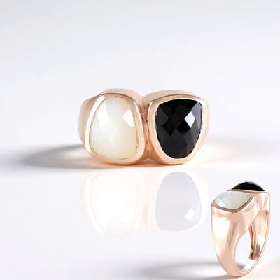 Cavill - Zilveren Ring met Zwarte Spinel & Witte Maansteen - 925 Zilver Roségoud Verguld - Fancy Schaakbordslijpsel - Elegante Damesring - Handgemaakt