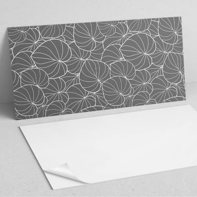 Coloray Wandpanelen Zelfklevend - Bladeren in een fijn patroon PVC Wandpaneel - 100 cm x 50 cm - Grijs Wandbekleding Zelfklevend - 1 stuk - Bloemen en planten Wandpanelen Zelfklevend - Wandbord Keuken - Wandpaneel Badkamer