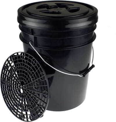 CRIJNS – Black Detailing Wheel Bucket 20L + Grit Guard + Sealing Lid