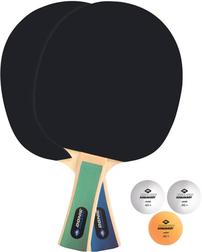 Schildkröt tafeltennis set met batjes en ballen voor recreatief spel.