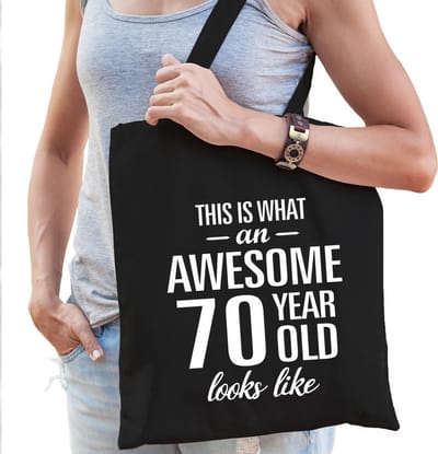 Awesome 70 year / geweldig 70 jaar cadeau tas zwart voor dames - kado tas / verjaardag tasje / shopper