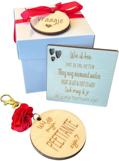 Cadeaudoosje Wil jij mijn PEETTANTE zijn? | ROOD | Wie ik ben | sleutelhanger | meter vragen | meter worden | peettante vragen | peettante worden | cadeau | doosje met een vraag | geschenkbox