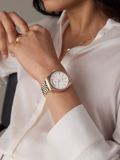 Timex Timex Legacy Kwarts Analoog Horloge Roségoudkleur Case: 100% Stainless Steel | Armband: 100% Stainless Steel 36 TW2W32100AJ, TW2W32200AJ