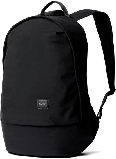 Bellroy Classic Rugzak – Opslagruimte voor 16” Laptop – Neerklapbaar Paneel voor Extra Gemak – Doorgang voor Bagage voor Makkelijk Reizen - Zwart