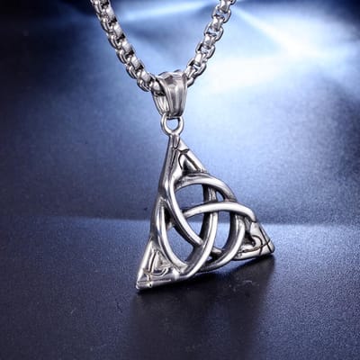 Triquetra Ketting - Celtische Hanger - Zilverkleurig 60cm - Cadeau voor Mannen - Roestvrij Staal - Pax Amare