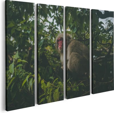 Artaza Canvas Schilderij Vierluik Aap In De Boom Tussen De Bladeren - 80x60 cm - Wanddecoratie Woonkamer - Schilderijen - Muurdecoratie