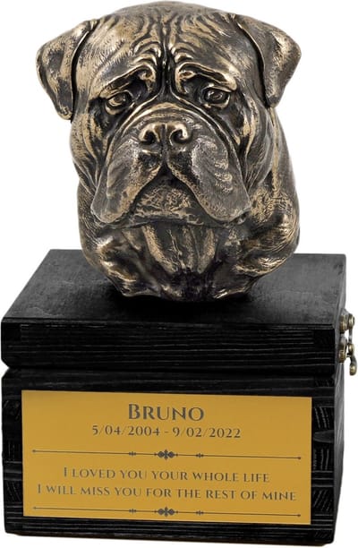 Bullmastiff urn hond met gravure en hondensculptuur, handgemaakt.