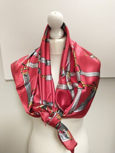 Vierkante dames sjaal Frieda fantasiemotief fuchsia zwart grijs geel oranje antraciet 90x90