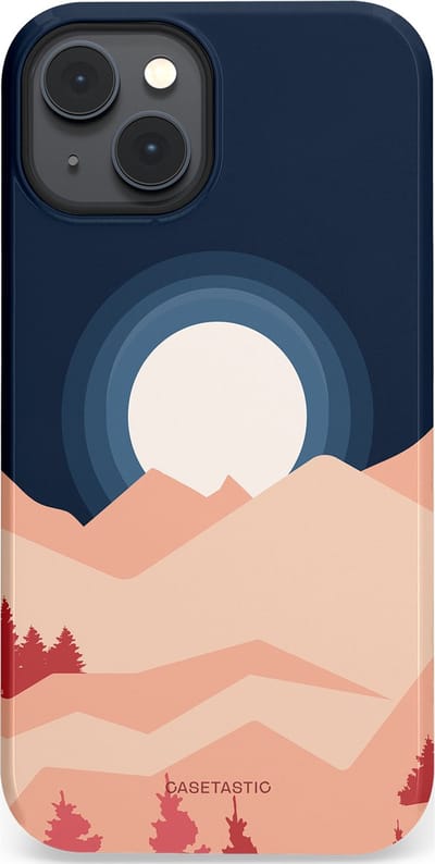 Casetastic hoesje geschikt voor Apple iPhone 14 Plus - MagSafe - Dubbellaagse bescherming - Bergen bij maanlicht - Fashion Case - Zwart Perzik Zand Koraal