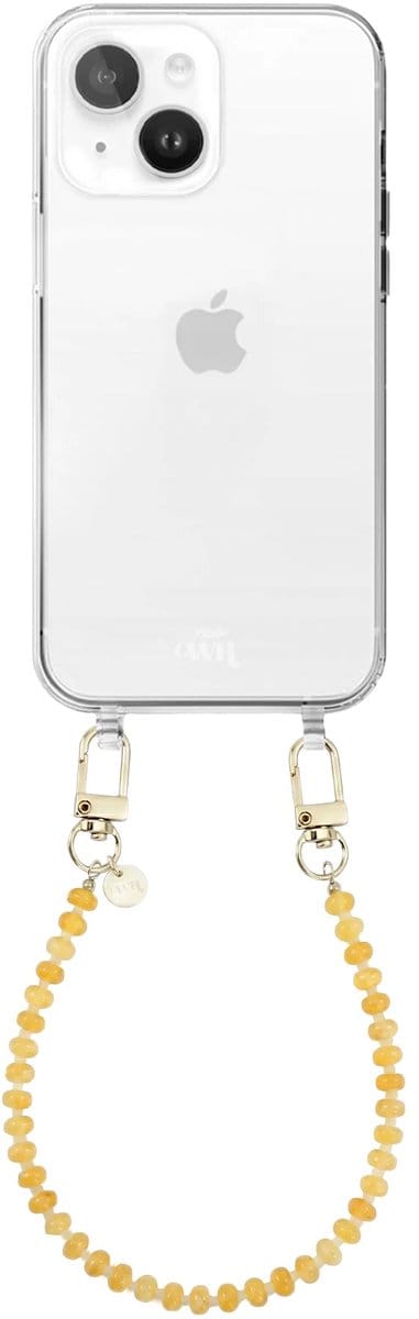 xoxo Wildhearts siliconen hoesje geschikt voor iPhone 15 Plus - Dusty Yellow - Kort koord - Telefoonhoesje - Hoesje met koord - Kralenketting - Geel telefoonkoord - Transparant hoesje