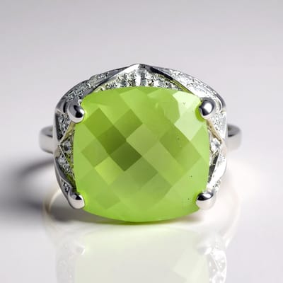 Cavill - 925 Sterling Zilveren Ring met 16mm Antiek Kussen Geslepen Prehniet 15,99ct en 57 Witte Topaas Accenten - Luxe Groen