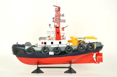 Sleepboot met waterkanon 1:10