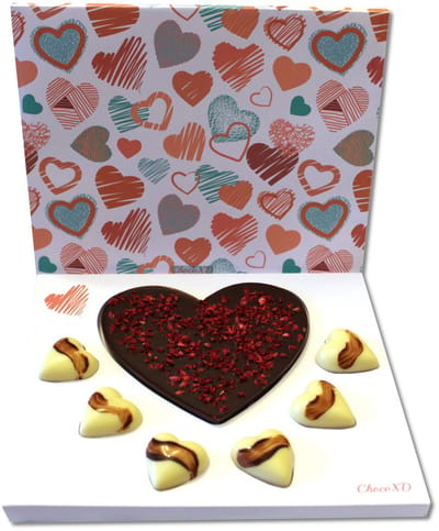 Puur hart Chocoladecadeau - Brievenbus Chocola kado - Hartjes chocolade - Handgemaakte Fairtrade chocolade - Puur en Wit