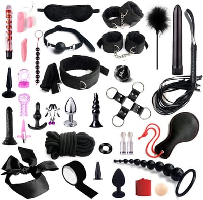 BDSM Extreme - Sex Toys voor Koppels - 35 Stuks - Seksspeeltjes voor Koppel - Zweepje Seks - Shibari Touw – Bondagesets - Sexspeeltjes voor Koppels - Couple Games – Bondagesets – Boeienset, Handboeien, Tepelklemmen, etc - Zwart