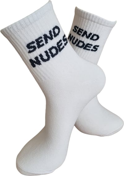 Verjaardags cadeau - Naakt foto's Sokken - leuke sokken - vrolijke sokken - witte sokken - tennis sokken - sport sokken - valentijns cadeau - sokken met tekst - aparte sokken - grappige sokken - Sokken waar je vrolijk van wordt - maat 37-44