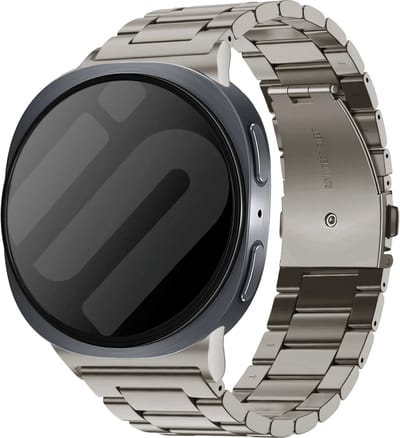 Strap-it Titanium schakel bandje met vlindersluiting geschikt voor Samsung Galaxy Watch 9 (40/44mm) / Watch 8 (40/44mm) / 8 Classic (46mm) - titanium naturel