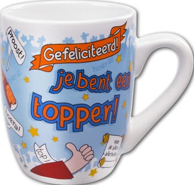 Geslaagd - Mok - Snoep - Gefeliciteerd - Je bent een topper - You did it! - In cadeauverpakking met gekleurd krullint