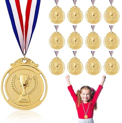 12 Gouden Medailles voor Sporten en Wedstrijden - Winnaarsmedailles met Graveermotief