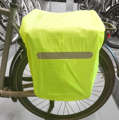 Rieba® Regenhoes Fietstas - Voor Dubbele Fietstassen van 30 tot 45 Liter - Reflecterende Hoes - Waterdicht - Fiets - Reflectie - Bagagehoes Fietstas Dubbel - Regencover - Raincover - Fluo Geel