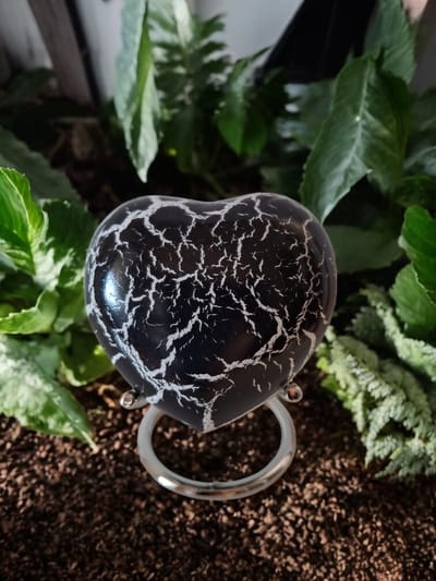 Hart Urn - Verdeel Urn - Frosted Black 11445