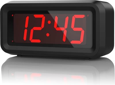 Digitale Wekker met Snooze en 12/24-uurs Weergave – Batterij Aangedreven Klok voor Slaapkamer en Kantoor