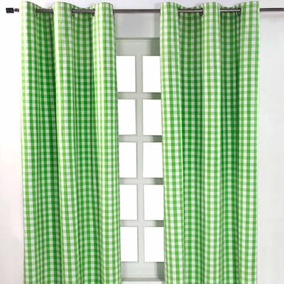 Homescapes groen geruit ringgordijn in een verpakking van 2 stuks, B 117 cm x L 137 cm