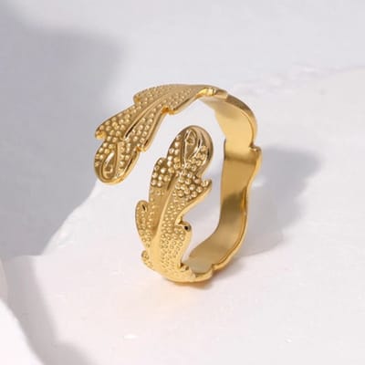 Aramat Jewels | Ringen | Verstelbare RVS Ring met Verfijnd Veer-Ontwerp (17 mm) | Zilverkleur | |17mm | Staal | Volwassenen | Verkleurd niet