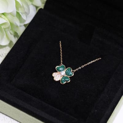Nieuwe Europa Uitverkoop Geluksklaver Ketting Zwart Rode Agaat Witte Schelp Glans Dames 18K Champagne Goud S925 Sterling Zilver Fijn