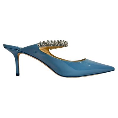 Jimmy Choo Bing Mules met Kristallen Band in Lichtblauw Patelleer