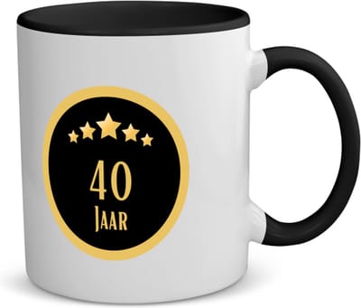 Akyol - 40 jaar koffiemok - theemok zwart - Hoera 40 jaar - iemand die 40 jaar is geworden of 40 jaar lang een relatie hebben of getrouwd zijn - verjaardagscadeau - verjaardag - cadeau - kado - geschenk - relatie - trouwdag - jubileum - 350 ML inhoud