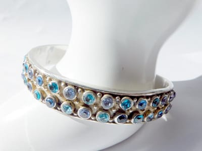 Hetty'S - One of a kind - Zware Zilveren armband - blauwe zirconia's