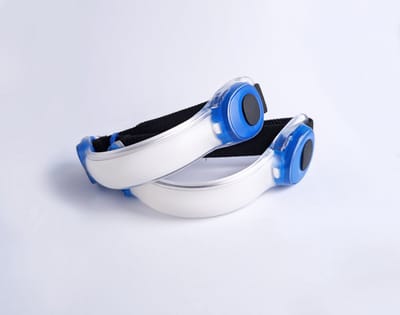 Led armband hardloopverlichting - Set 2 stuks Hardlooplampjes incl. batterij - arm LED verlichting - Kleur: Blauw