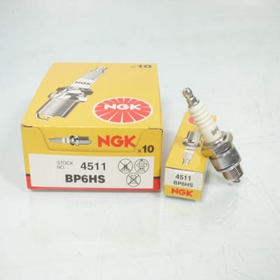 Bougie d'allumage NGK pour Moto KTM 50 SM Après 2000 Neuf