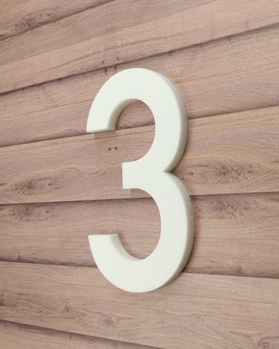Huisnummer wit nr. 3 - cijfer 20cm hoog - 8mm dik - kleur wit mat - DIN