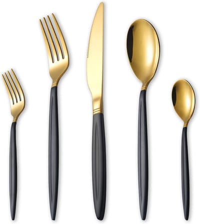 Bestek Set - 30-delige Zwarte Gouden Roestvrijstalen Bestekset - Luxueuze Titanium Gouden Lepels en Bestek met Spuitverfhandvat, Serviceset voor 6 in Matzwart met Glanzend Goud